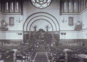 Het oorspronkelijke interieur van de gereformeerde kerk aan de Groenmarktstraat, die in 1897 in gebruik genomen werd.