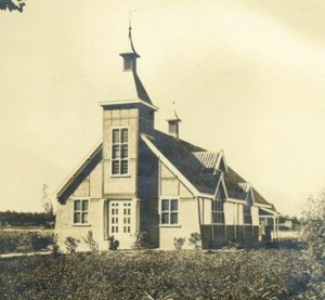 De tweede gereformeerde (houten) noodkerk, die in 1918 gebouwd werd