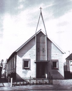 De gereformeerde kerk te Valthermond.