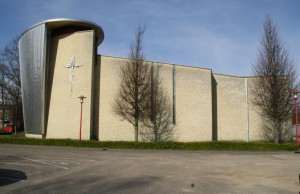 Het nieuwe kerkelijk centrum aan de Wilhelminastraat (foto: Reliwiki),.