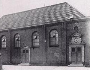 De Noorderkerk aan de Turfmarkt, gebouwd in 1889, buiten gebruik en afgebroken in 1931. 