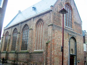 De Gasthuiskerk die in 1936 verkocht werd aan de christelijke gerefomeerden.