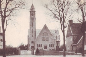 De Noorderkerk te Zeist die in 1931 in gebruik genomen werd; tegenwoordig de Noorderlichtkerk.
