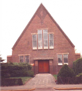 De gereformeerde kerk te Een, die in 1929 in gebruik genomen werd. 