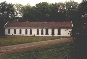 De gereformeerde kerk te Veenhuizen (1923 - 1937).