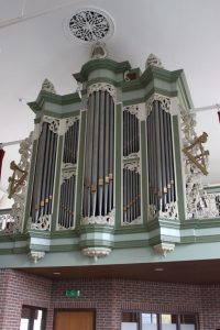 Het orgel in de gereformeerde kerk te Ten Boer (foto: Reliwiki)
