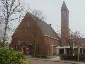 De voormalig gerformeerde kerk te Grijpskerk, nu een van de twee protestantse kerken aldaar.