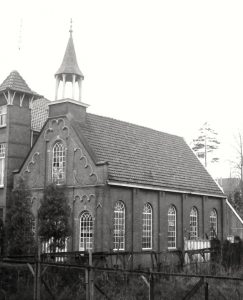 De gereformeerde kerk te Helmond ( ).