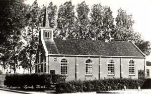 In 1913 werd de kerk te Metslawier in gebruik genomen en doet nog steeds dienst als protestantse kerk.